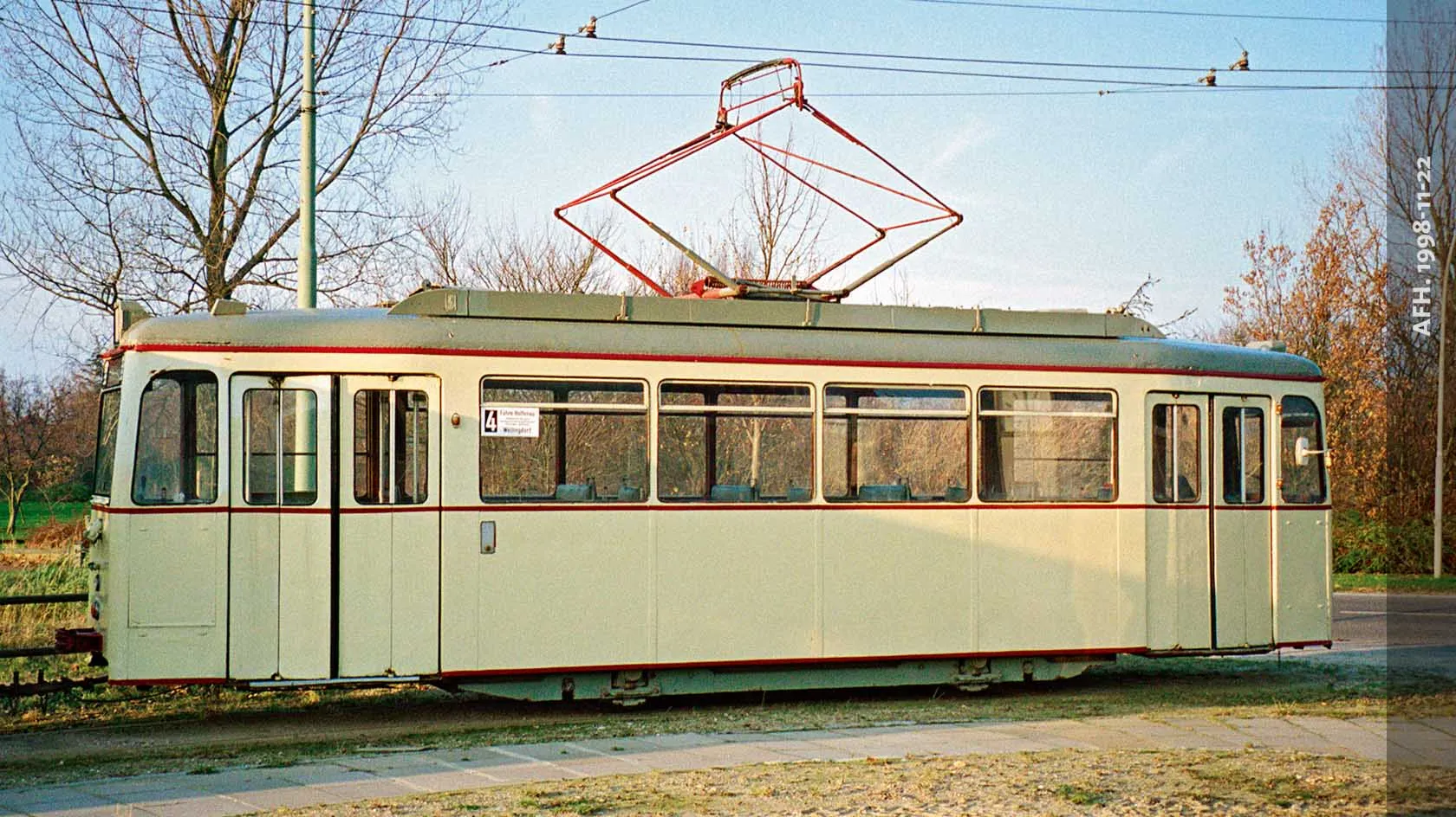 Triebwagen 196 im Straßenbahnmuseum Schönberger Strand